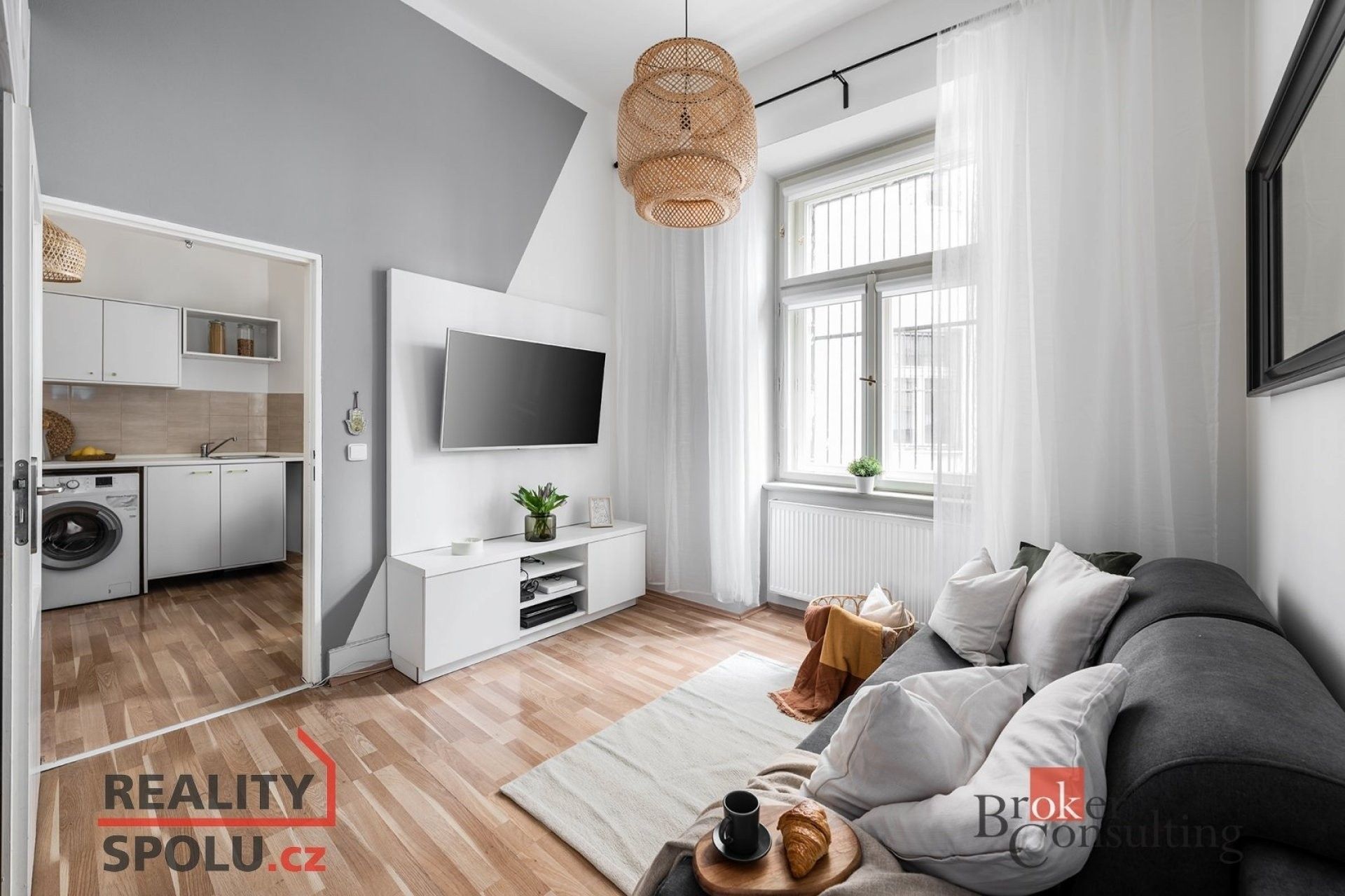 Prodej byt 1+1 - Březinova, Praha, 31 m²