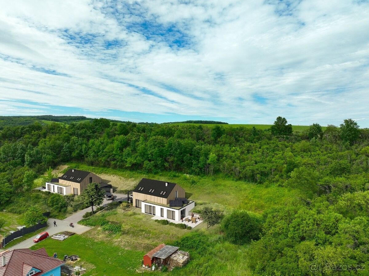 Prodej pozemek pro bydlení - Hustopeče u Brna, 693 01, 7 000 m²