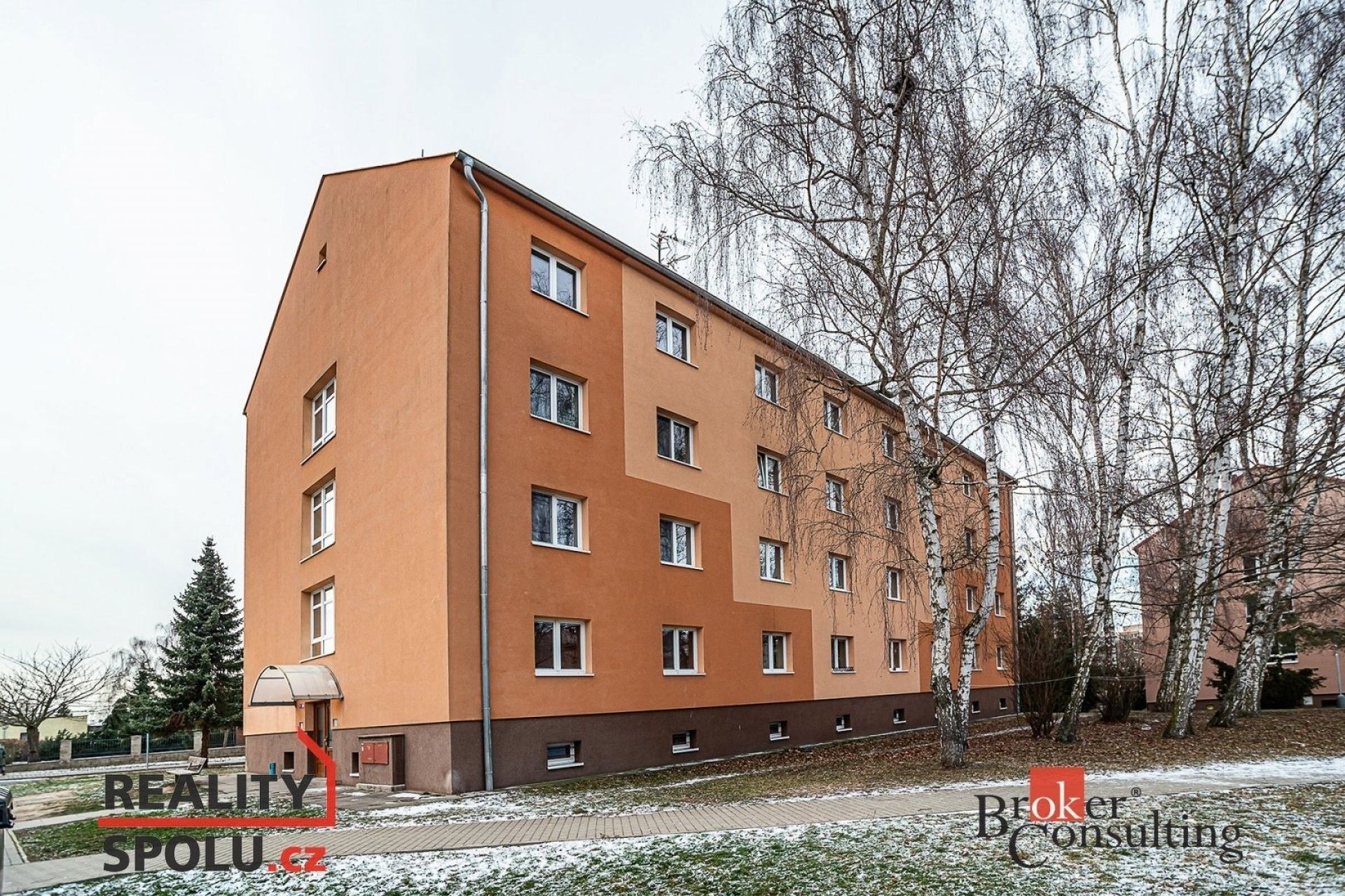 Pronájem byt 1+1 - Sevastopolská, Kladno, 29 m²