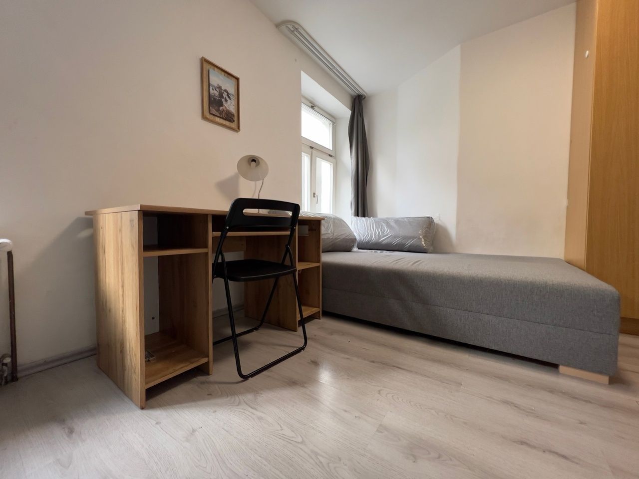 Pronájem byt 1+kk - Donská, Praha, 20 m²