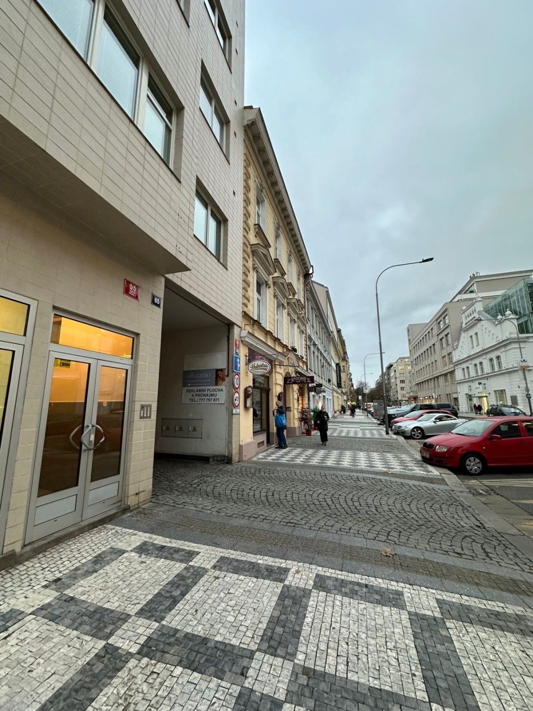 Pronájem byt 2+kk - Křižíkova, Praha, 36 m²