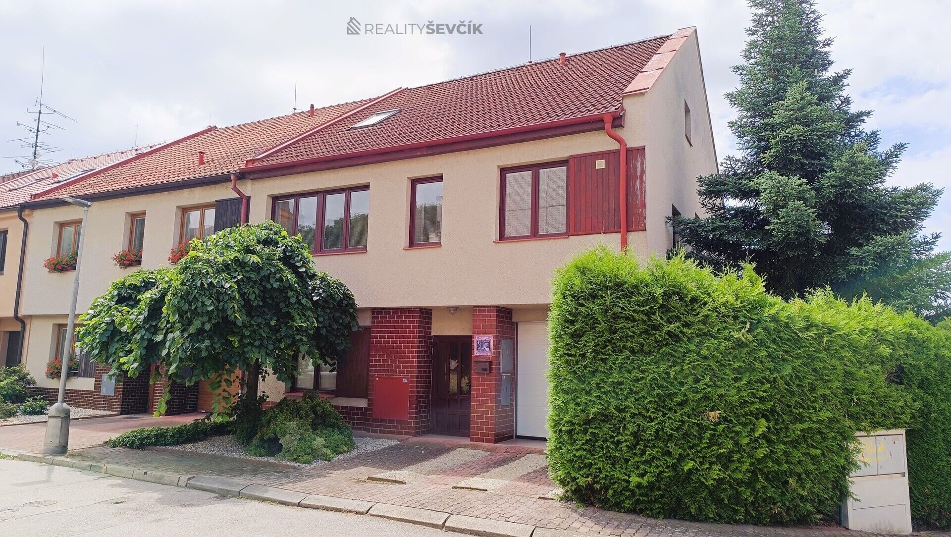 Rodinné domy, Mánesova, Hluboká nad Vltavou, 338 m²