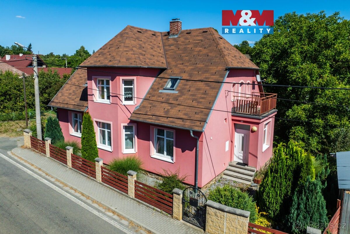 Rodinné domy, Rovečné, 592 65