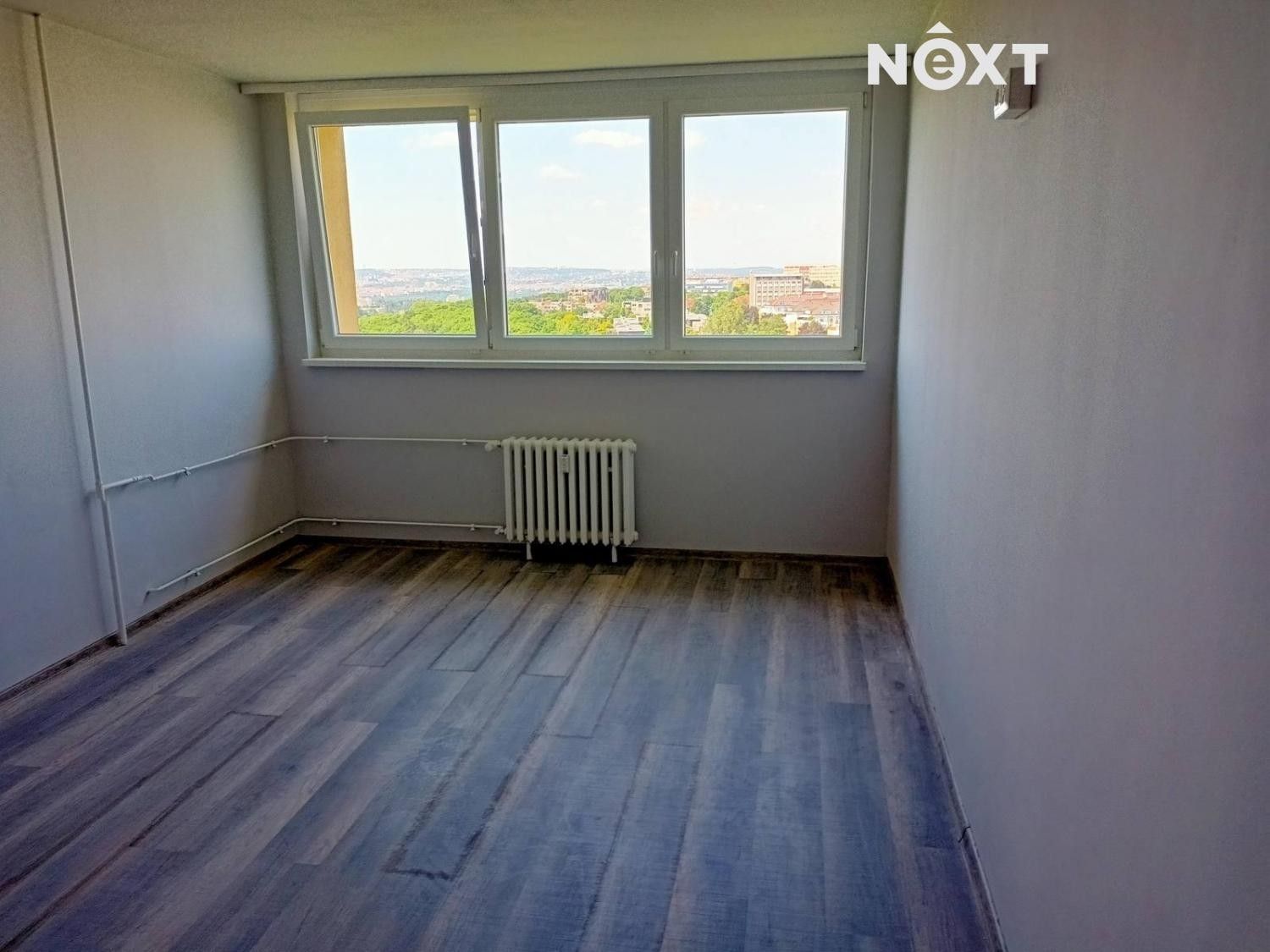 1+kk, Děčínská, Praha, 24 m²