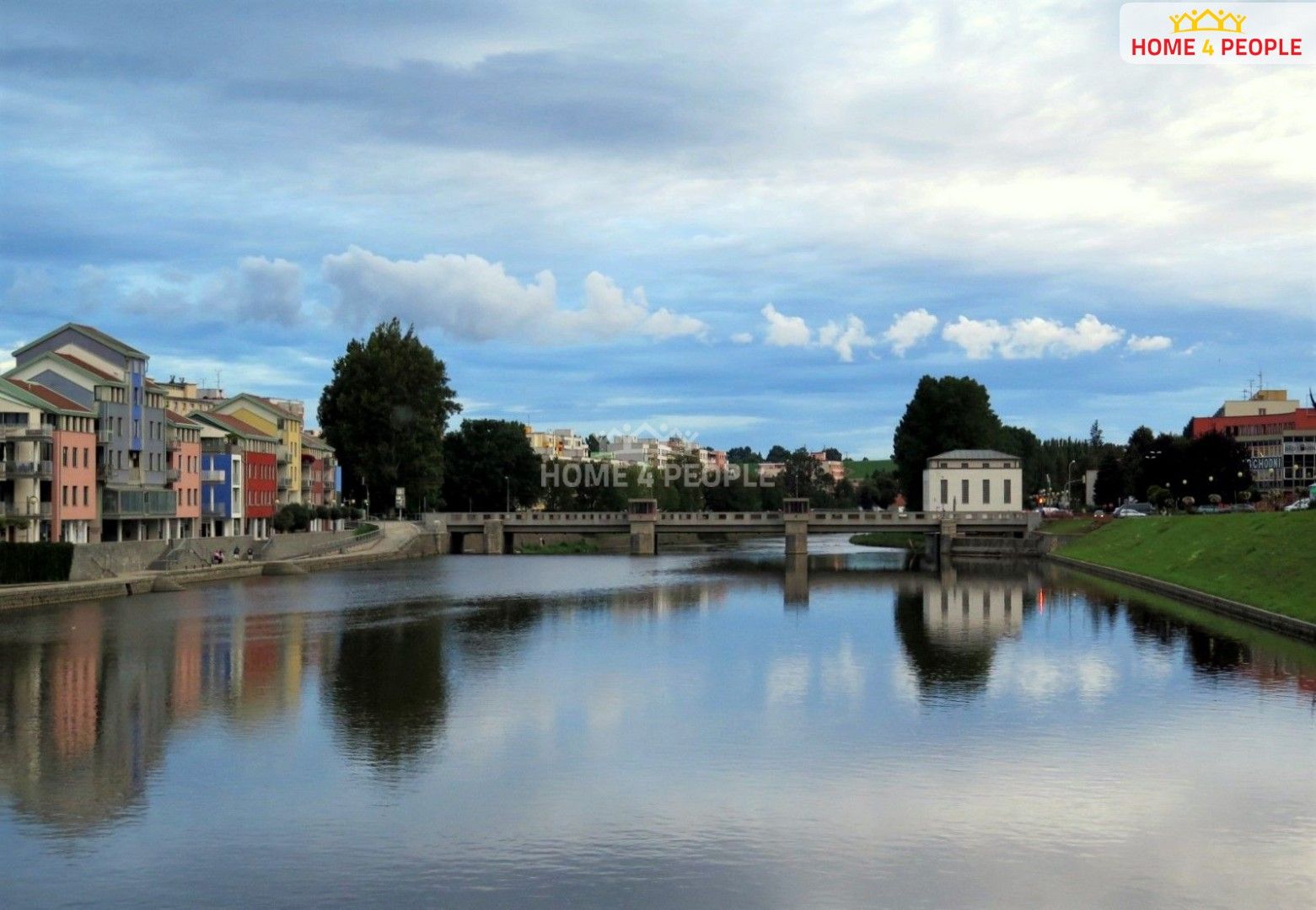 Ubytovací zařízení, Alšovo nám., Písek, 389 m²