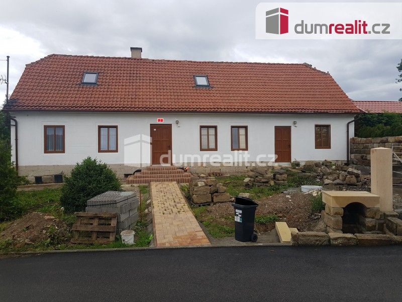 Pronájem rodinný dům - Horní Bousov, Dolní Bousov, 240 m²