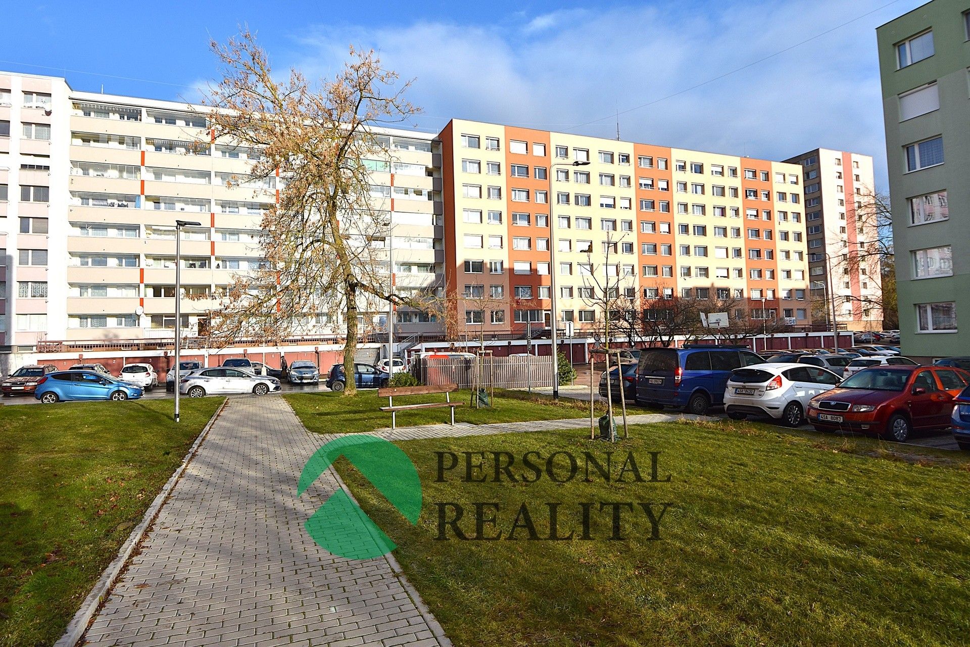 2+kk, Na růžovém poli, Kladno, 49 m²