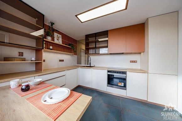 Byty, Uherské Hradiště, 686 01