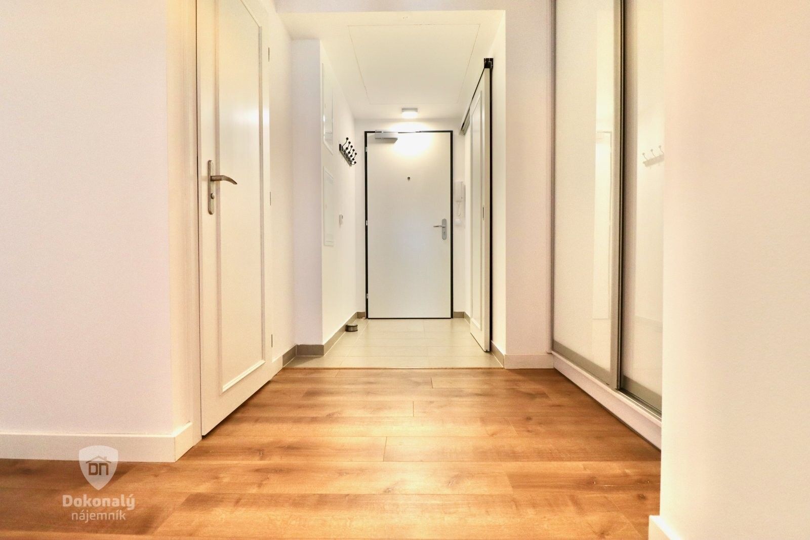 3+kk, Petržílkova, Praha, 74 m²