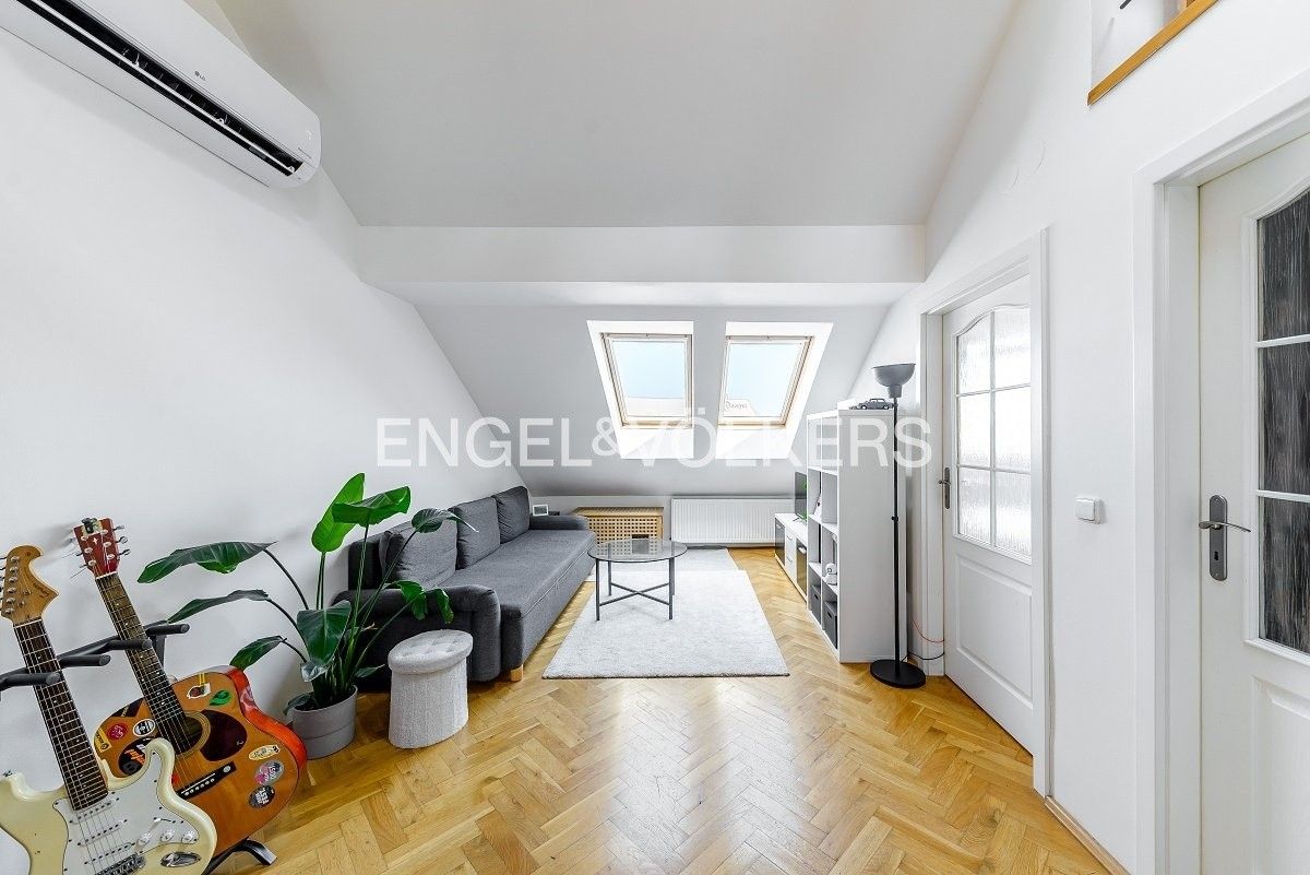 Prodej byt 2+1 - Londýnská, Praha, 81 m²