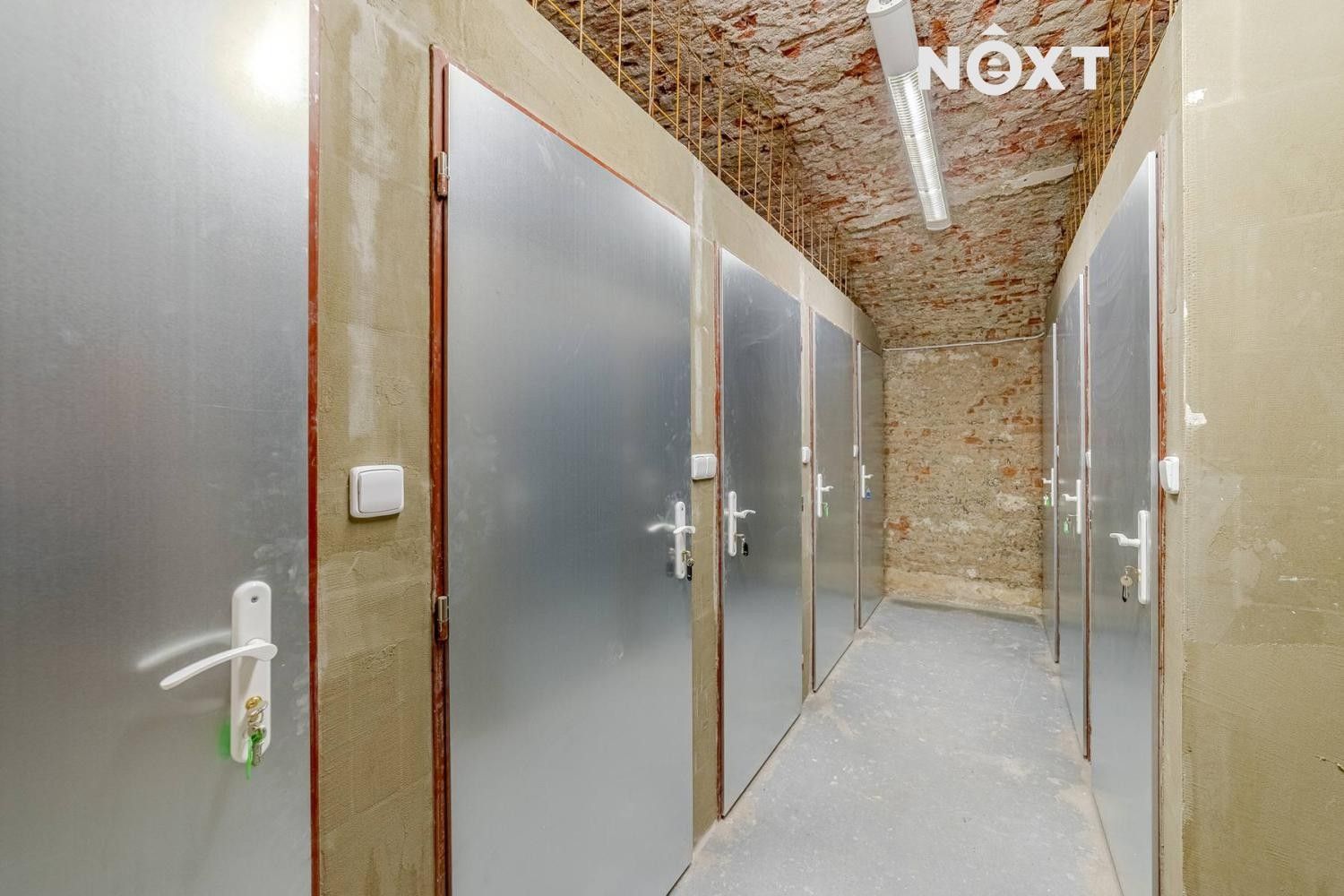 Ostatní, Palackého náměstí, Praha, 2 m²