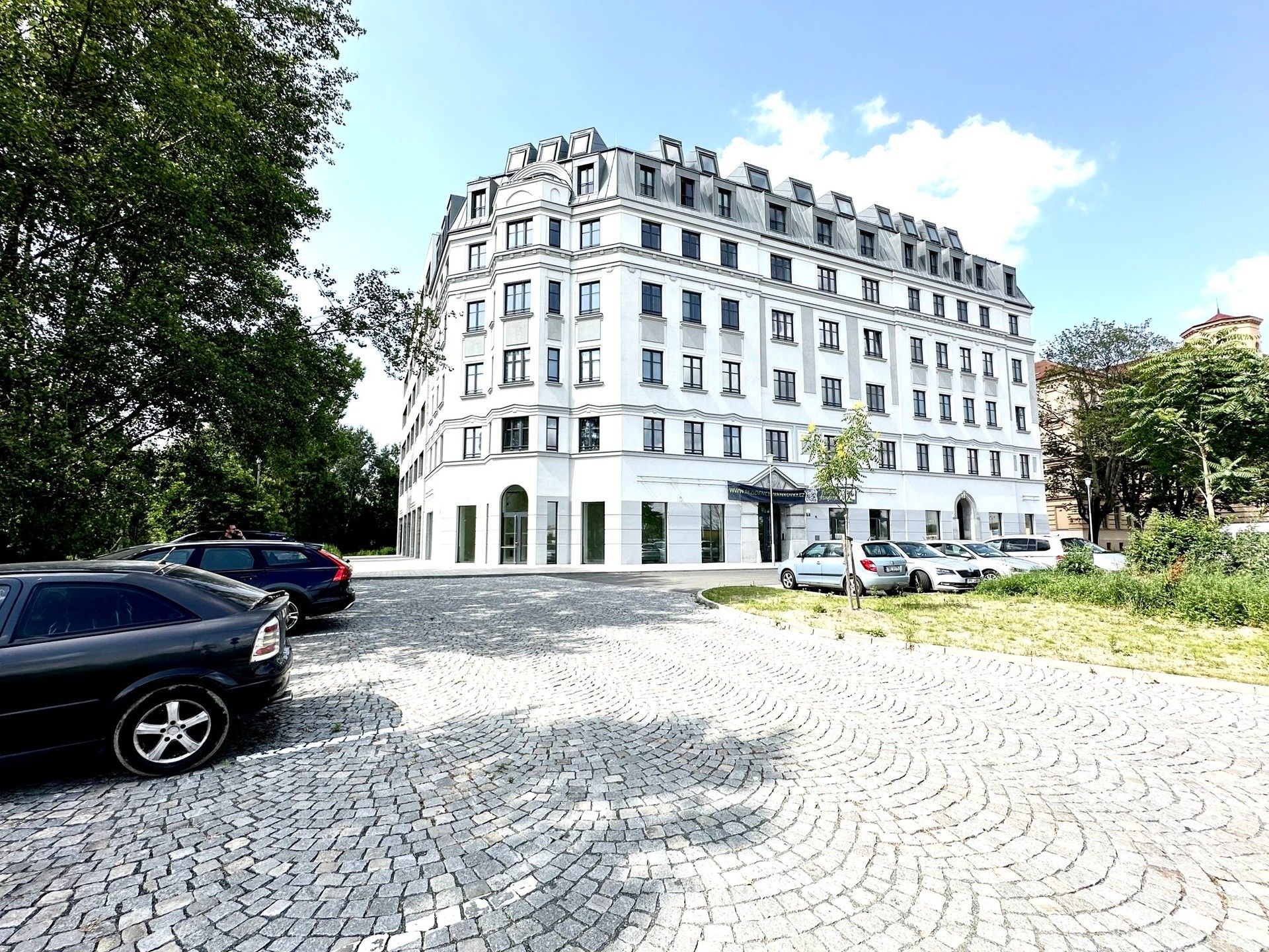 Pronájem obchodní prostory - Opuštěná, Brno, 134 m²