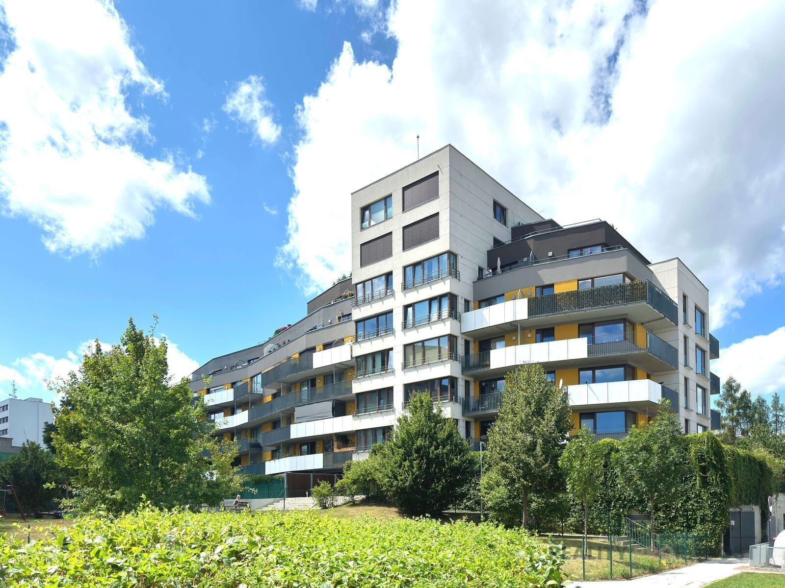 2+kk, Devonská, Praha, 71 m²