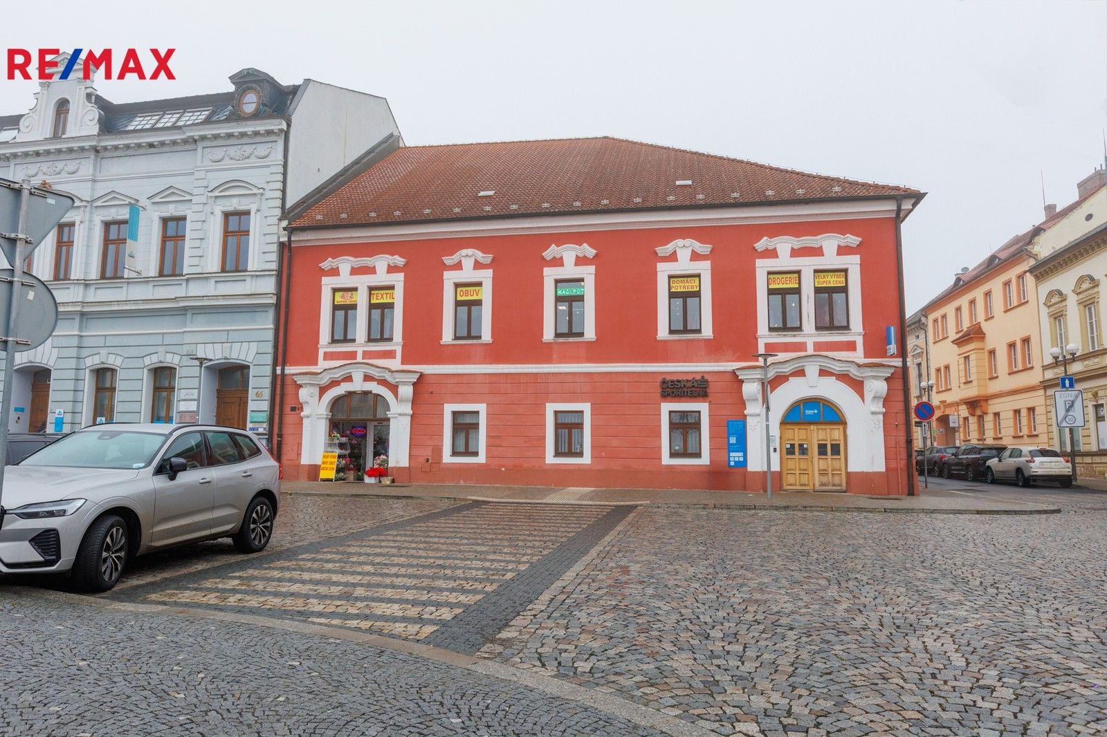 Obchodní prostory, Mírové náměstí, Kadaň, 1 m²