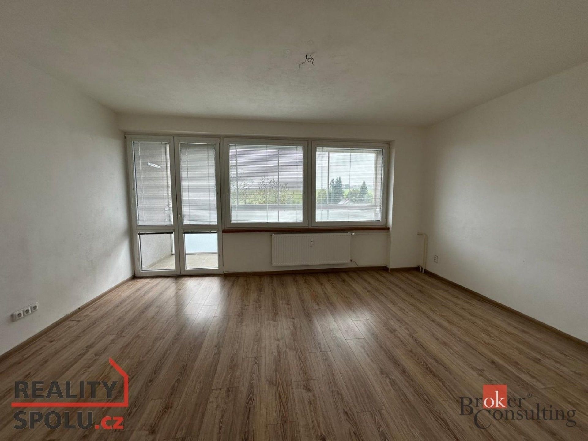 2+1, Razová, 61 m²