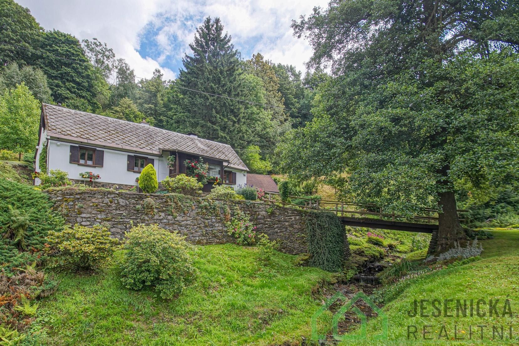 Rodinné domy, Travná, Javorník, 75 m²