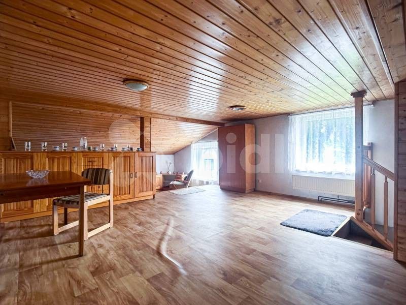 Prodej dům - Hlohová, 160 m²