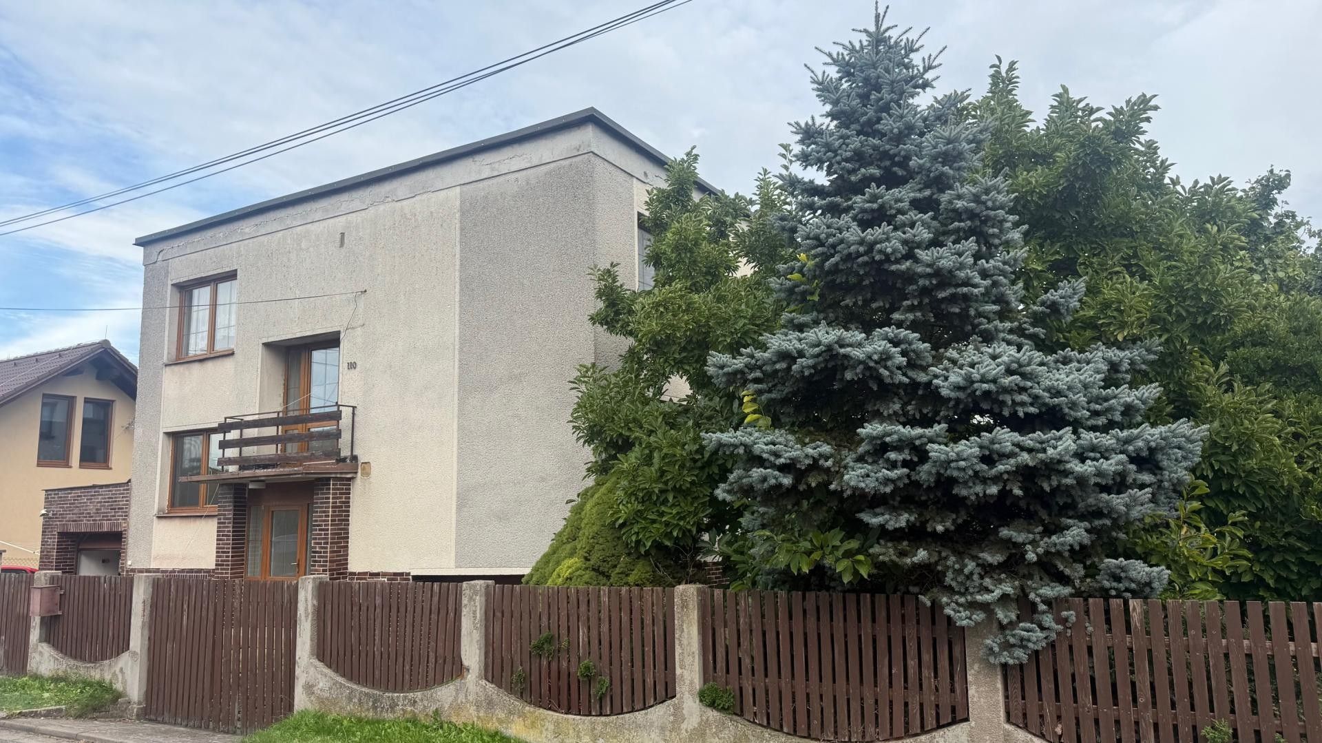 Rodinné domy, Hořiněves, 270 m²