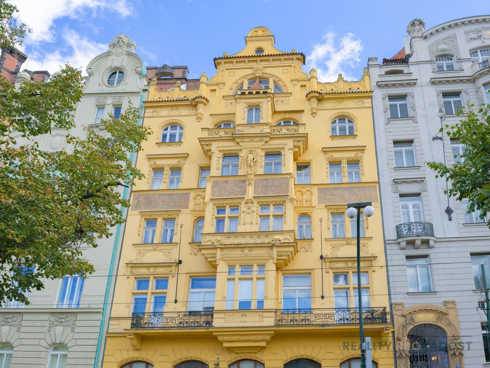 3+1, Masarykovo nábřeží, Praha, 129 m²