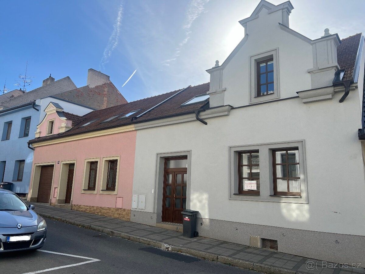 Ostatní, Uherský Brod, 688 01, 214 m²