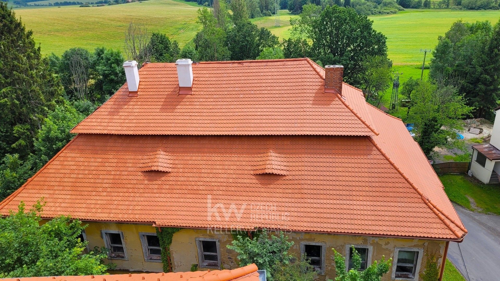 Památky, Skapce, 800 m²