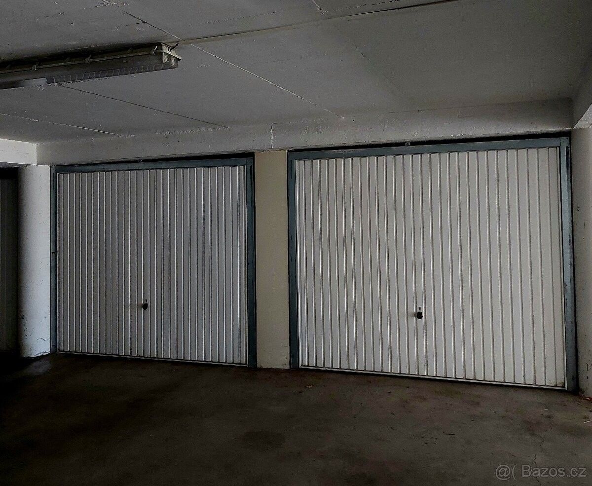 Garáže, Zlín, 760 01