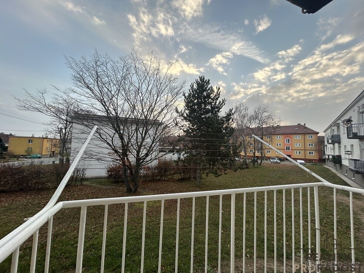 Byty, Dubňany, 696 03