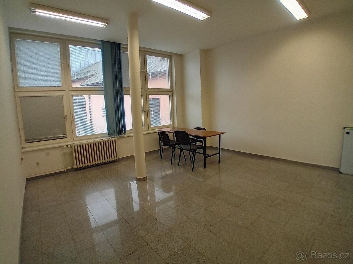 Kanceláře, Zábřeh, 789 01, 24 m²