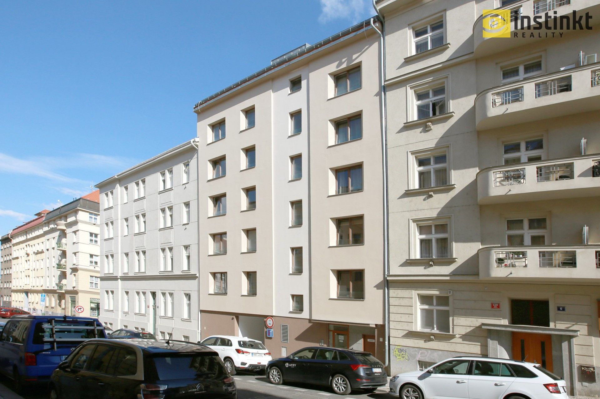 Pronájem byt 1+kk - Mojmírova, Praha, 30 m²