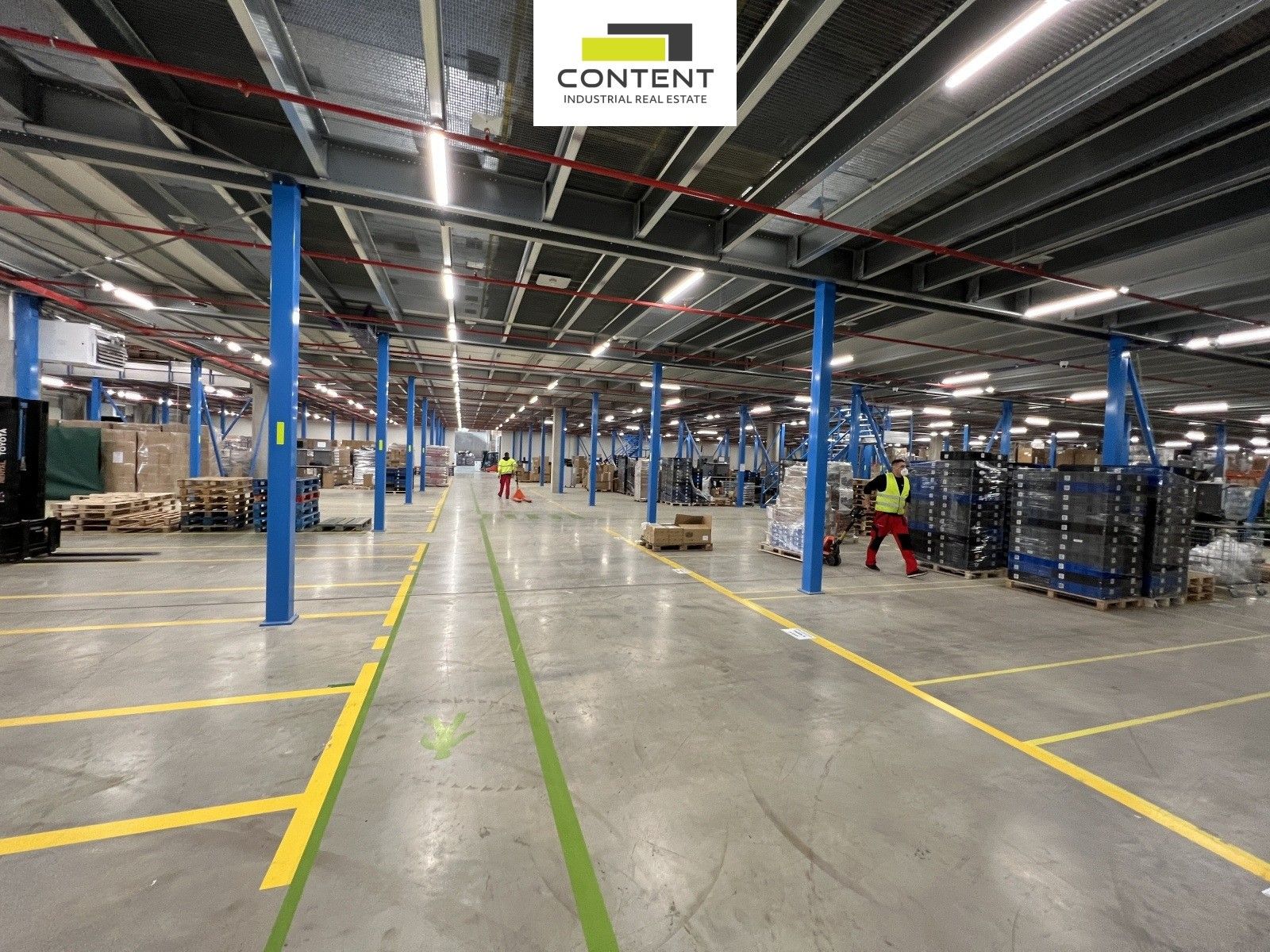 Sklady, Rovná, Hradec Králové, 2 940 m²