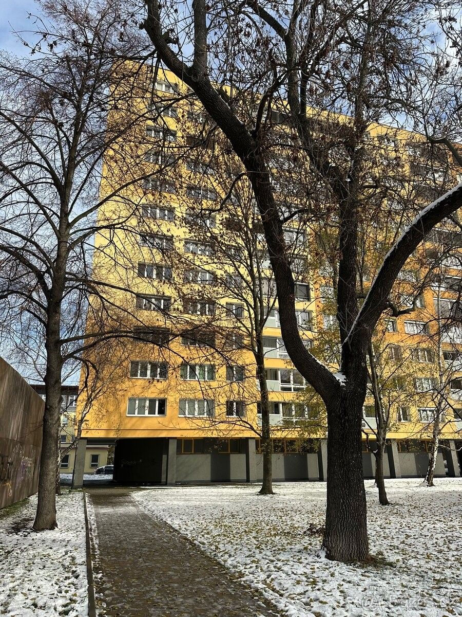 Byty, Ostrava, 702 00