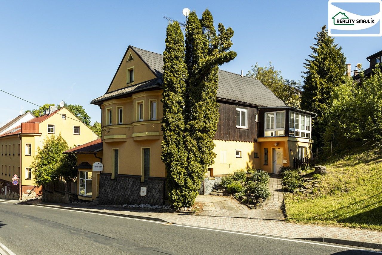 Rodinné domy, Revoluční, Luby, 250 m²