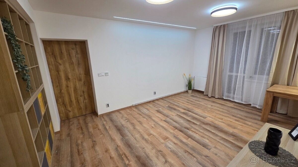 Byty, Znojmo, 669 02