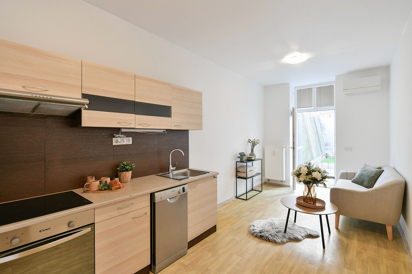 2+kk, Pod Labuťkou, Praha, 37 m²