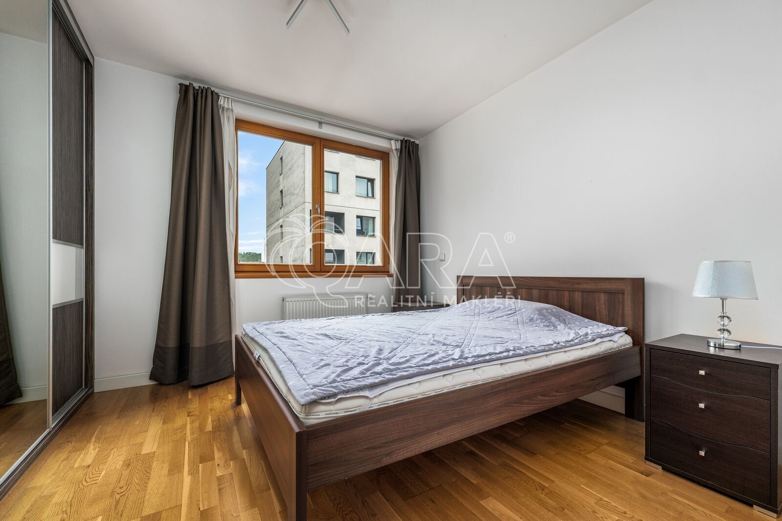 Pronájem byt 3+kk - Drahobejlova, Praha, 64 m²