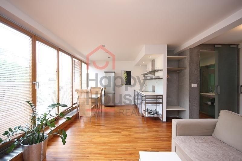 2+kk, Holečkova, Praha, 68 m²