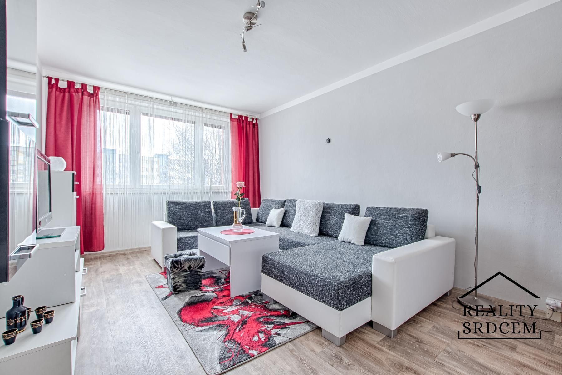 Pronájem byt 1+1 - Slovenská, Karviná, 35 m²