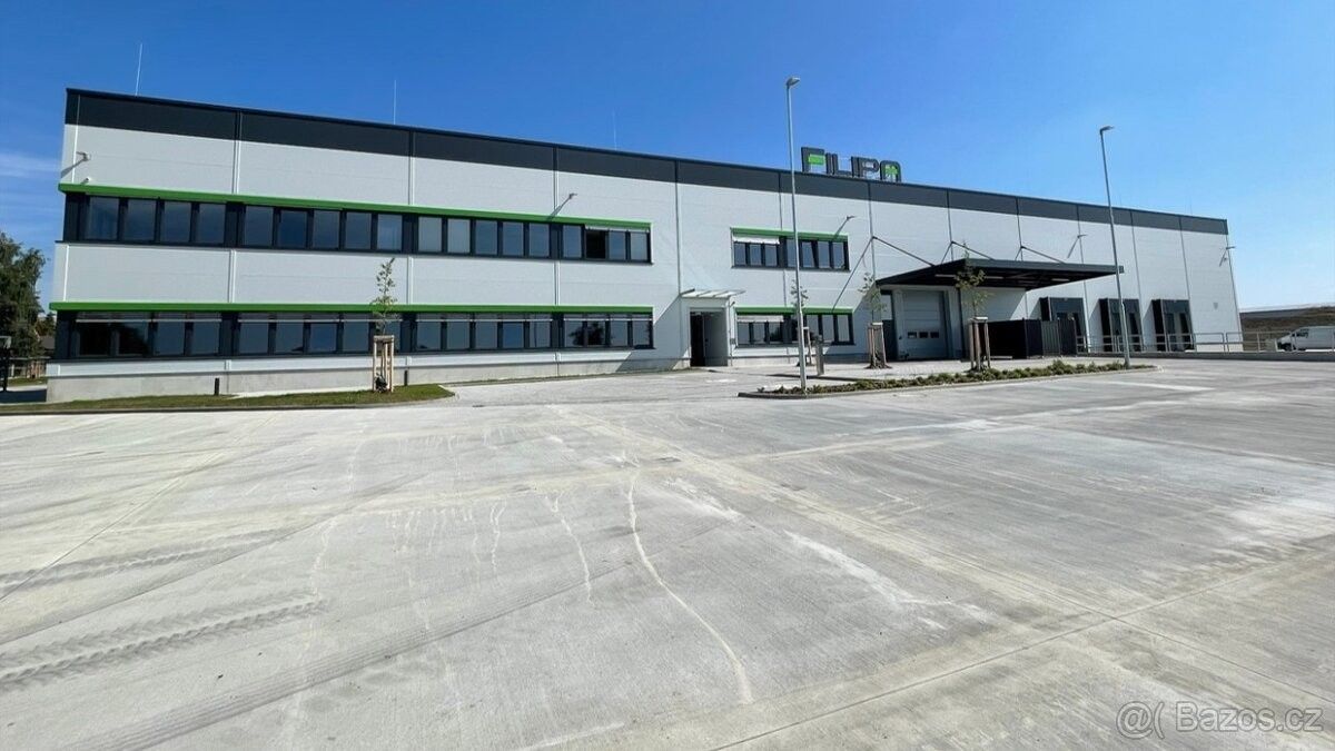 Obchodní prostory, Hradec Králové, 500 04, 900 m²