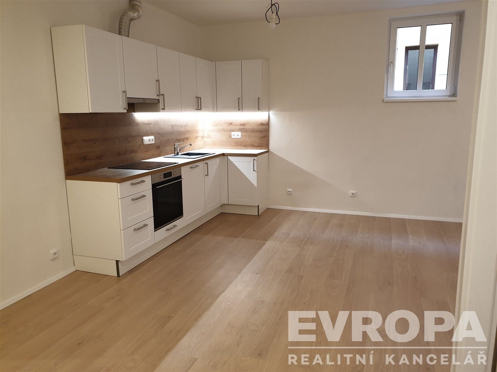 3+kk, Dolní náměstí, Jablonec nad Nisou, 63 m²