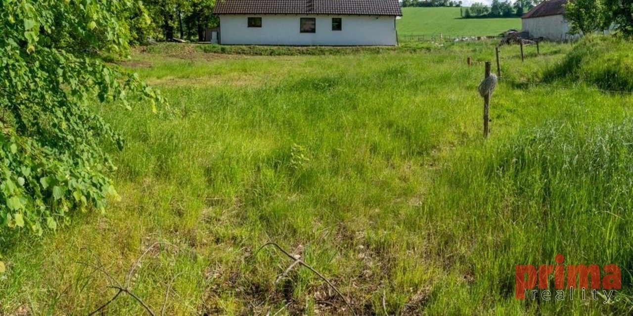 Prodej pozemek pro bydlení - Nová Ves, 1 004 m²