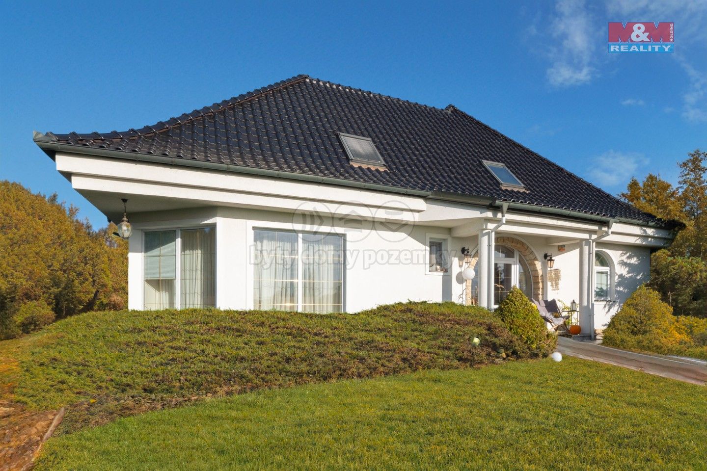 Rodinné domy, V zákruží, Třebestovice, 280 m²