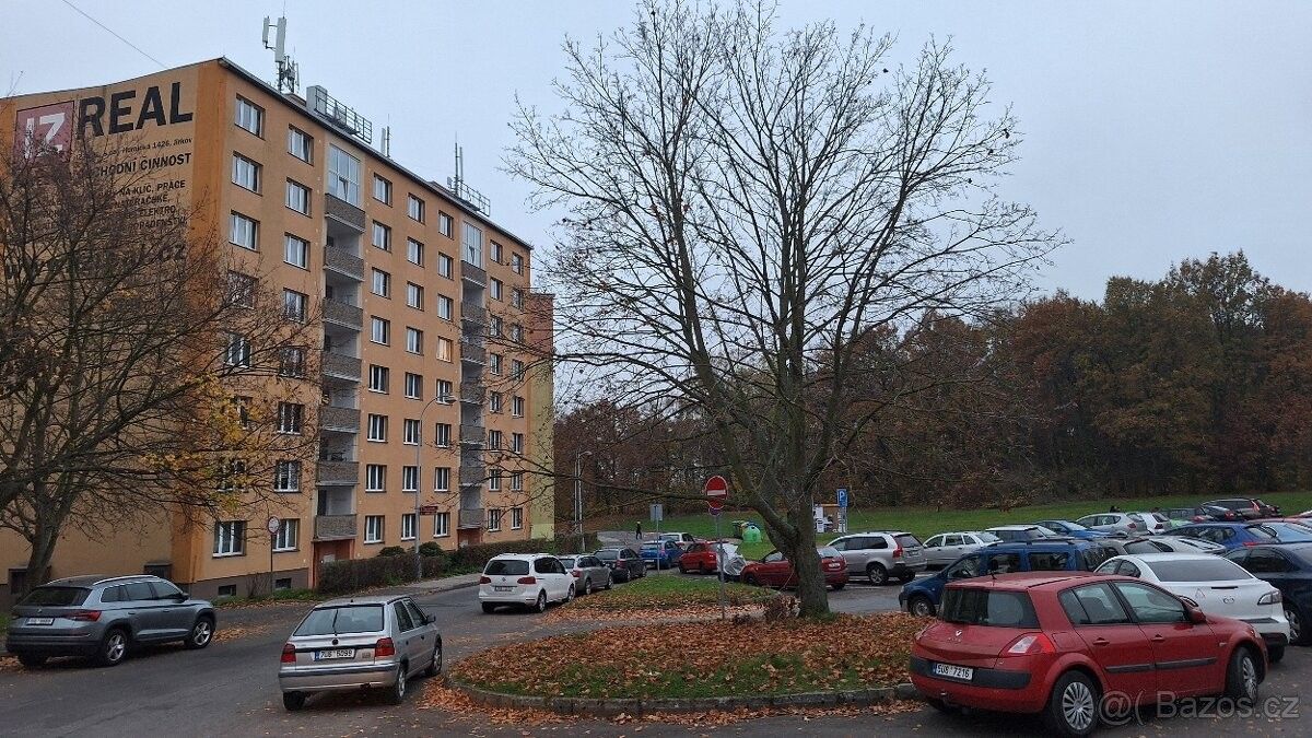 2+1, Chomutov, 430 04