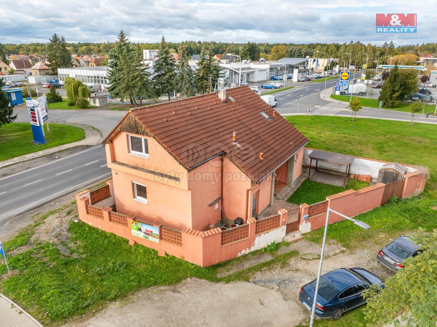 Rodinné domy, Smečenská, Kladno, 166 m²