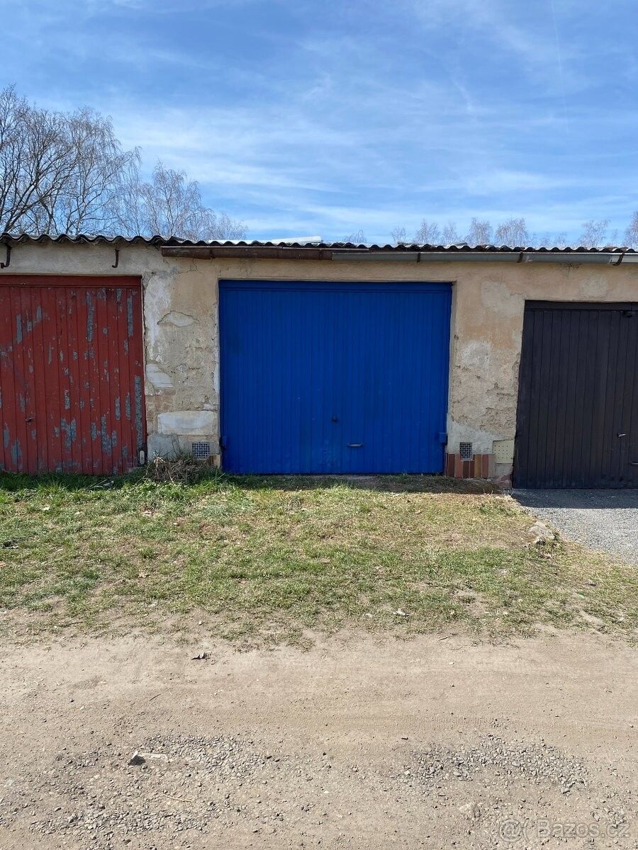 Garáže, Cheb, 350 02