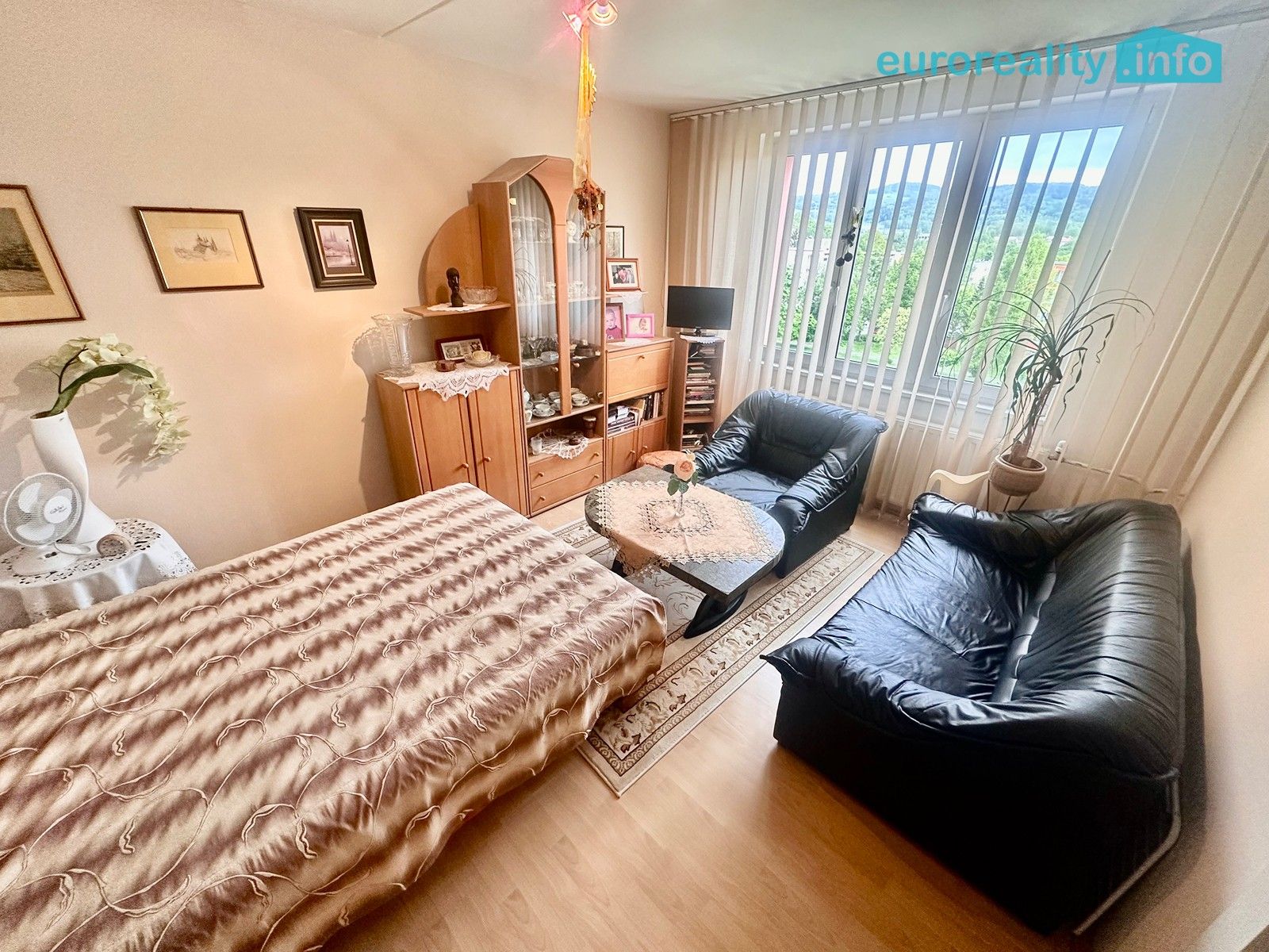 1+1, Gagarinova, Sokolov, 35 m²