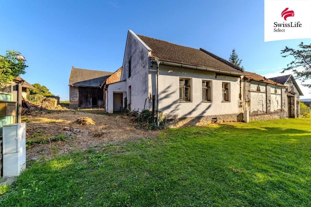 Rodinné domy, Okřesaneč, 72 m²