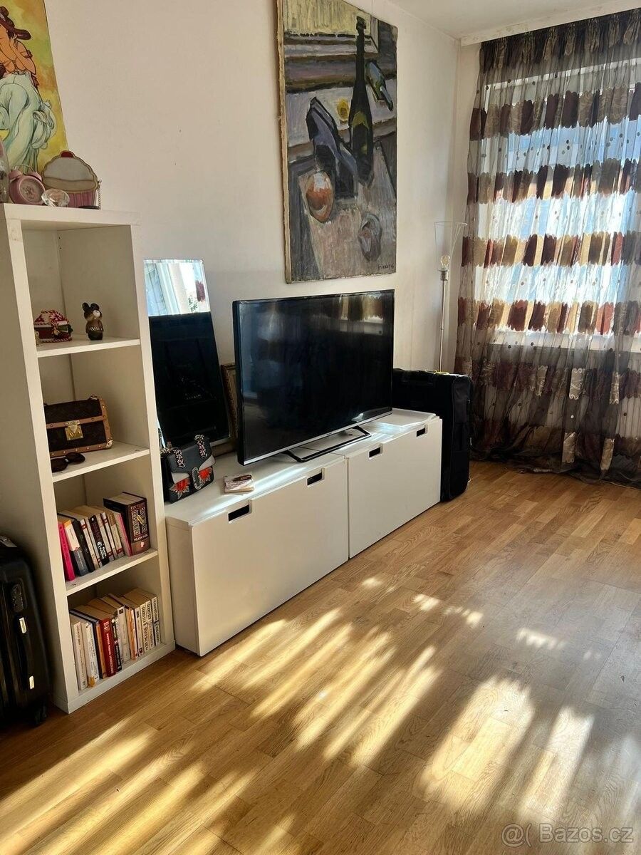 2+kk, Praha, 109 00, 54 m²