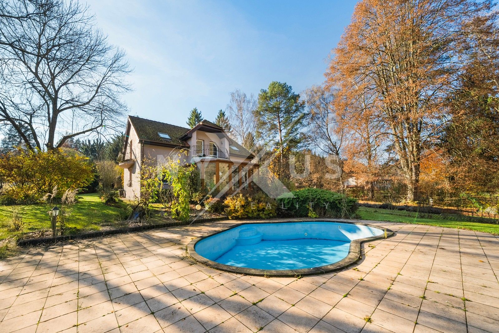 Rodinné domy, Český Šternberk, 237 m²