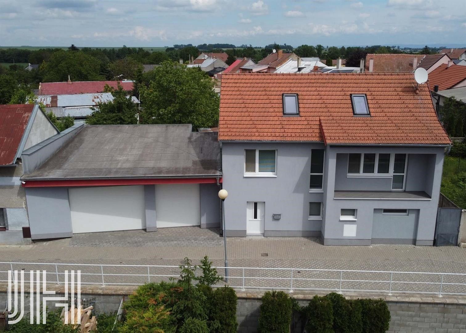 Ostatní, Křenovice, 305 m²