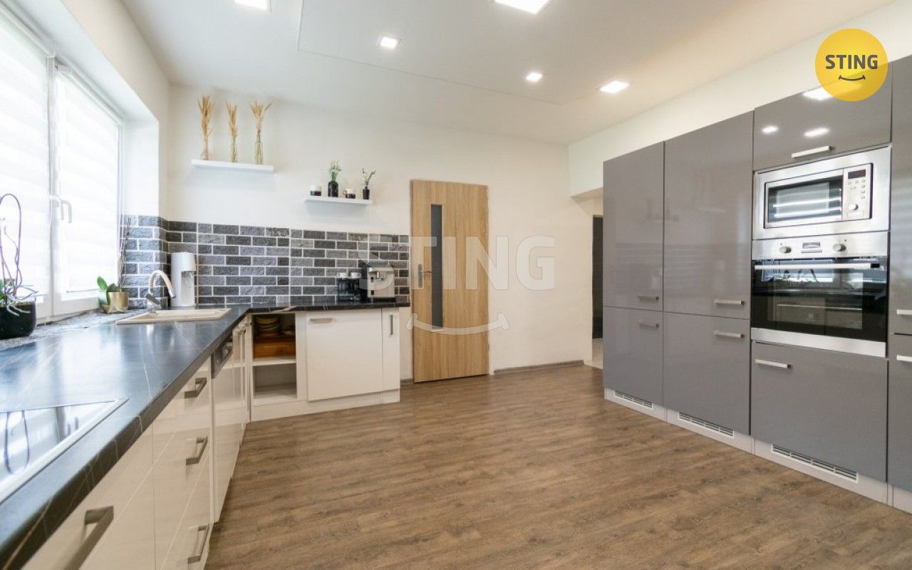 Rodinné domy, Ostravská, Bohumín, 215 m²